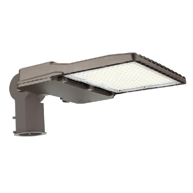 Industrial Lighting for Chemical PlantsKonlite LED Area Light - 150W - Type III - 20,500 Lumens - 4000K - 120-277V - 400W Equal