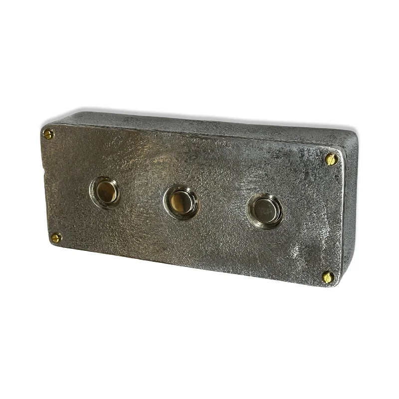 Dust - Resistant Industrial Lighting for Dirty WorkspacesMomentary 3 Gang Solid Cast Metal Conduit Light Switch Industrial - BS EN Approved Vintage Crabtree 1950’s Style