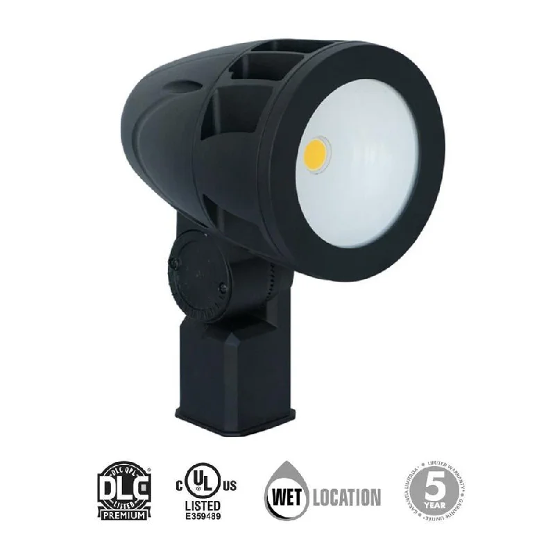 Industrial Lighting for Woodworking FactoriesHoward Lighting LED Outdoor Flood Light - 72W - 8,475 Lumens - 4000K - 120-277V - 150W Equal - With Slip Fitter