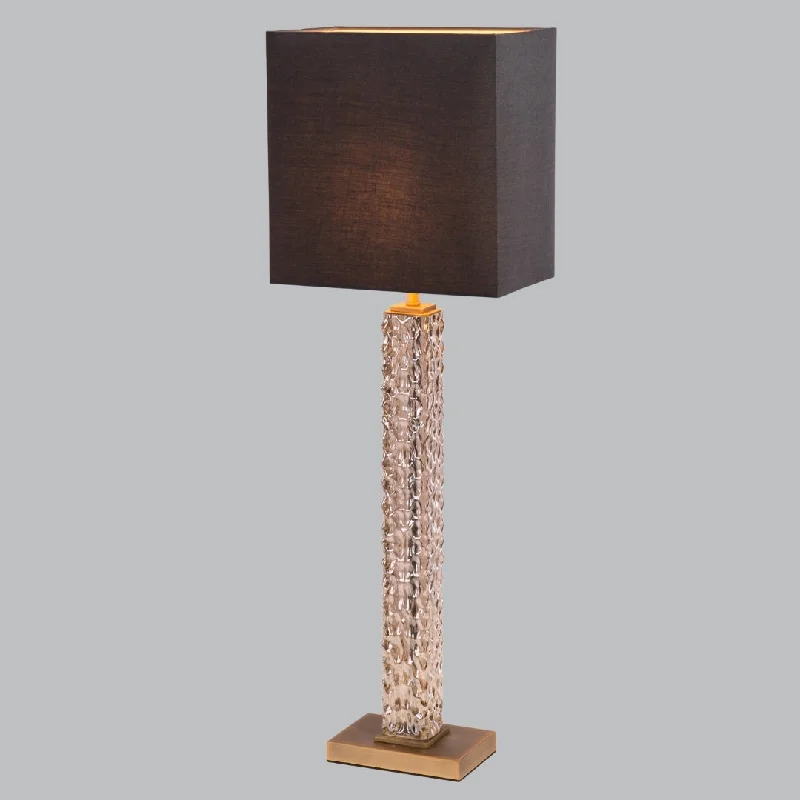 Track lighting for modernizing traditional interiorsJace Table Lamp E14