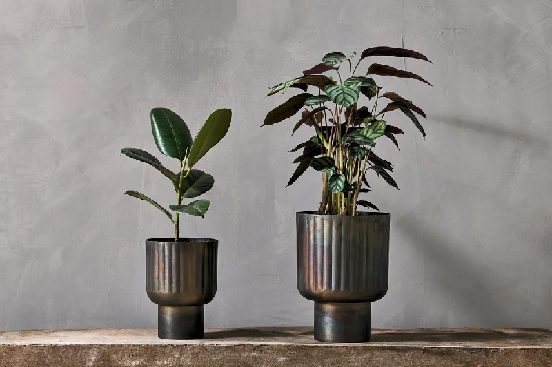 African - Inspired Ceiling Lights with Tribal Patterns and Natural MaterialsDasalla Planter - Aged Brass